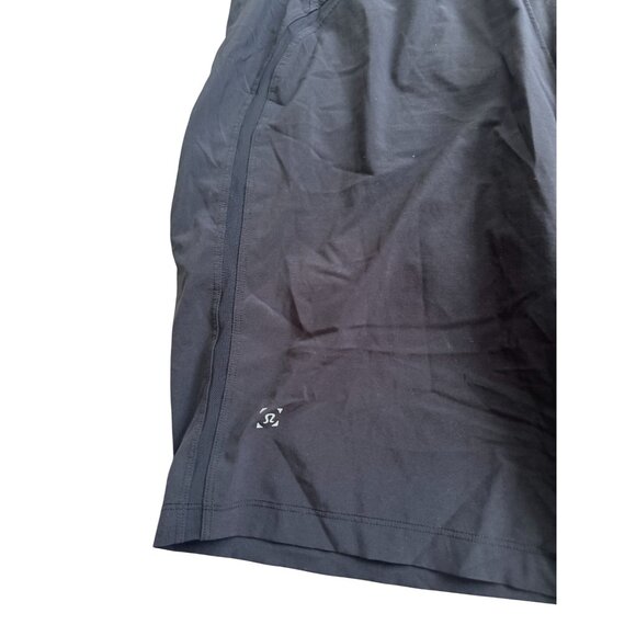 LULULEMON Men's Black Workout Lined Shorts Size Medium - Picture 4 of 9
